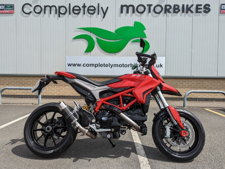 Ducati Hypermotard 939