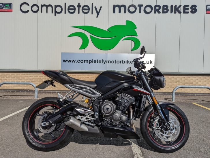 Triumph Street Triple RS
