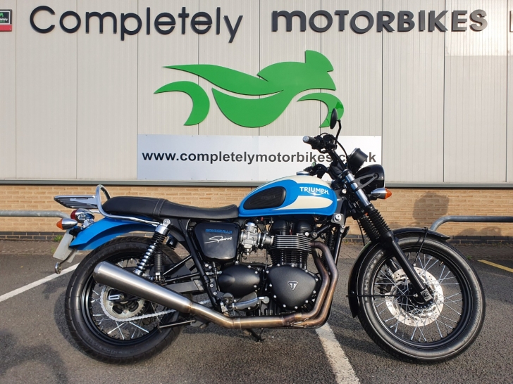 Triumph BONNEVILLE