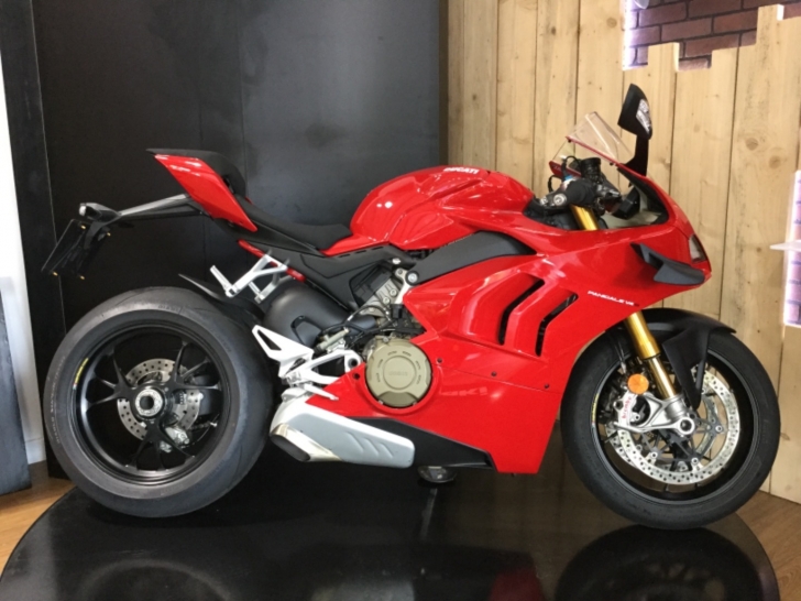 Ducati Panigale V4 S