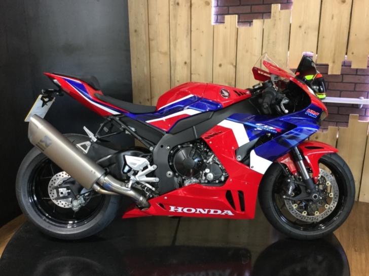 Honda CBR1000RR-R Fireblade