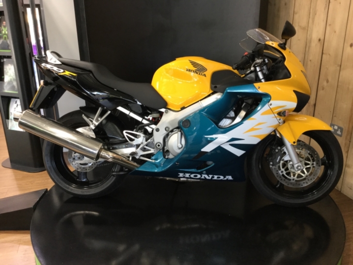 Honda CBR600F