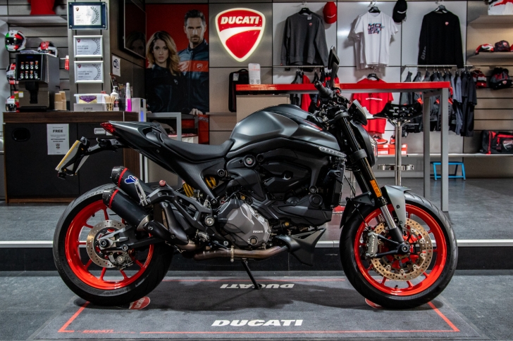 Ducati MONSTER 937 PLUS