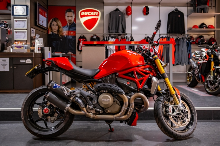 Ducati MONSTER 1200 S STRIPE