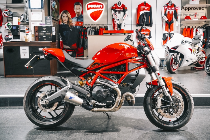 Ducati Monster 797 Plus
