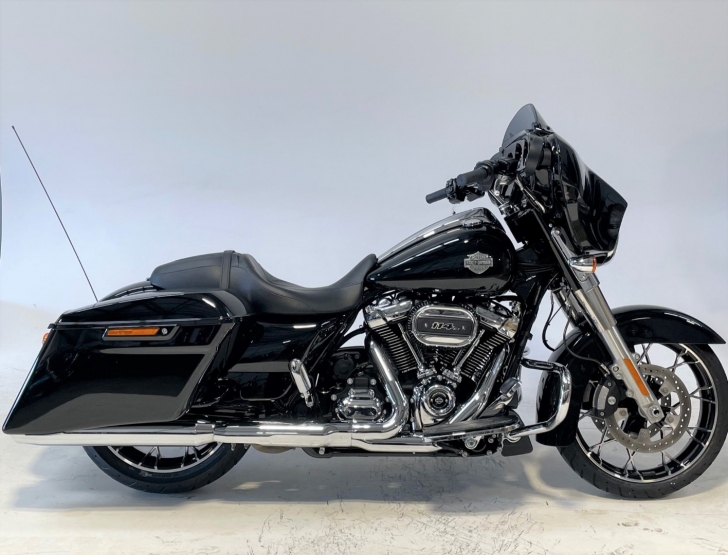 Harley-Davidson TOURING FLHXS STREET GLIDE SPECIAL