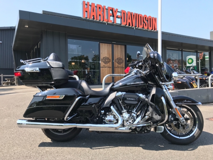 Harley-Davidson TOURING FLHTKL ULTRA LIMITED LOW