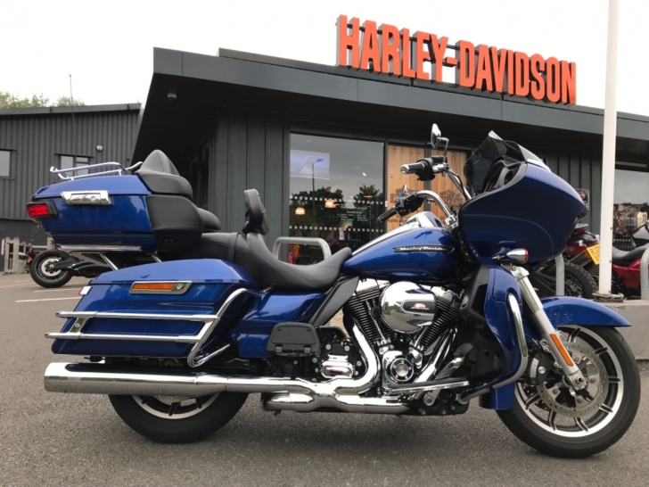 Harley-Davidson TOURING FLTRU ROAD GLIDE ULTRA