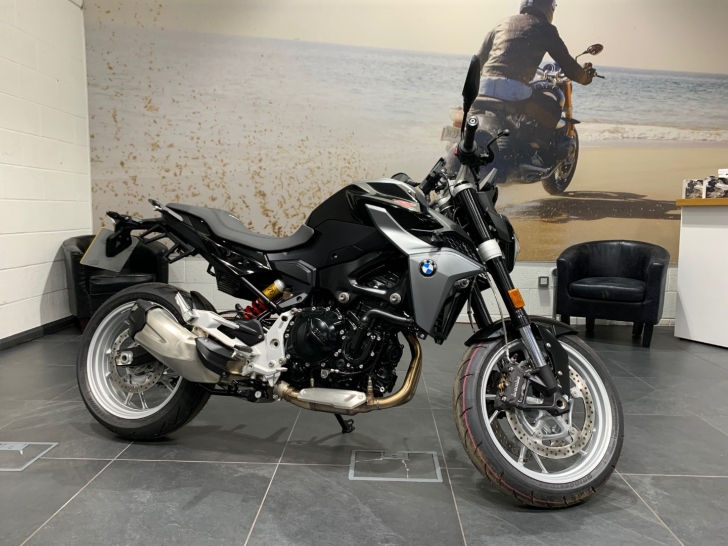 BMW F 900 R SE