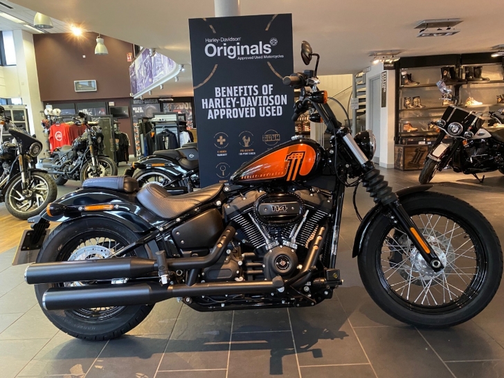 Harley-Davidson SOFTAIL FXBBS STREET BOB 114