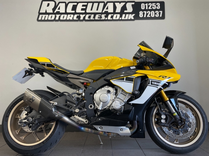 Yamaha Yzf R1 Motorcycles For Sale New Used Yamaha Bikes In Stock Uk