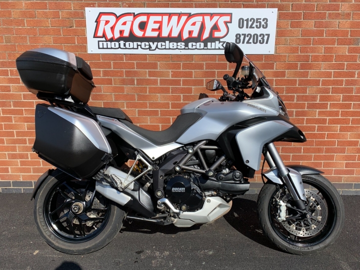 Ducati MULTISTRADA 1200 S TOURING