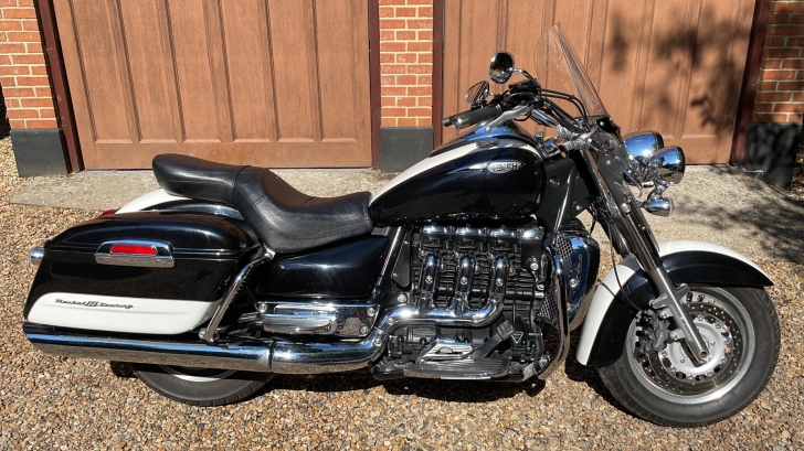 Triumph ROCKET III TOURING
