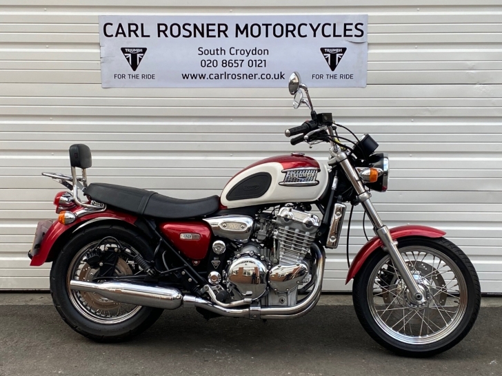 Triumph THUNDERBIRD 900