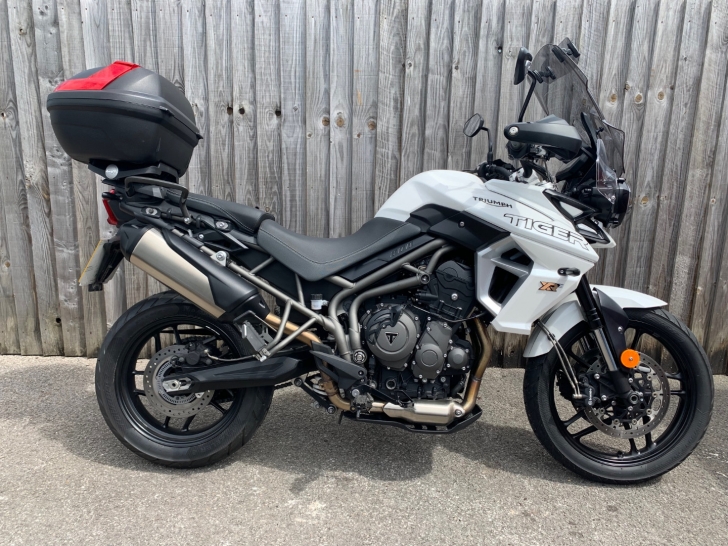 Triumph TIGER 800 XRX