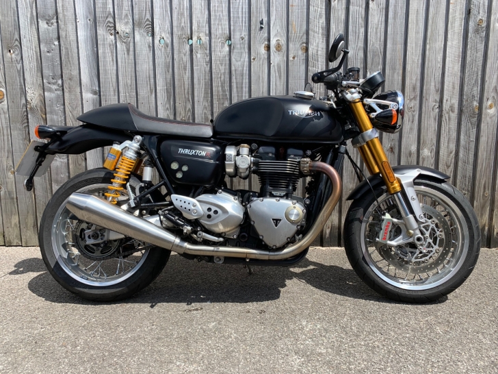 Triumph THRUXTON 1200 R