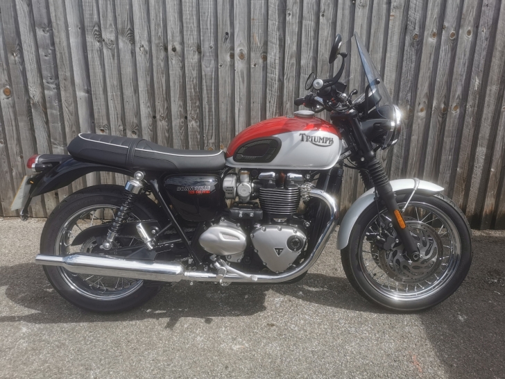 Triumph Bud Ekins T120