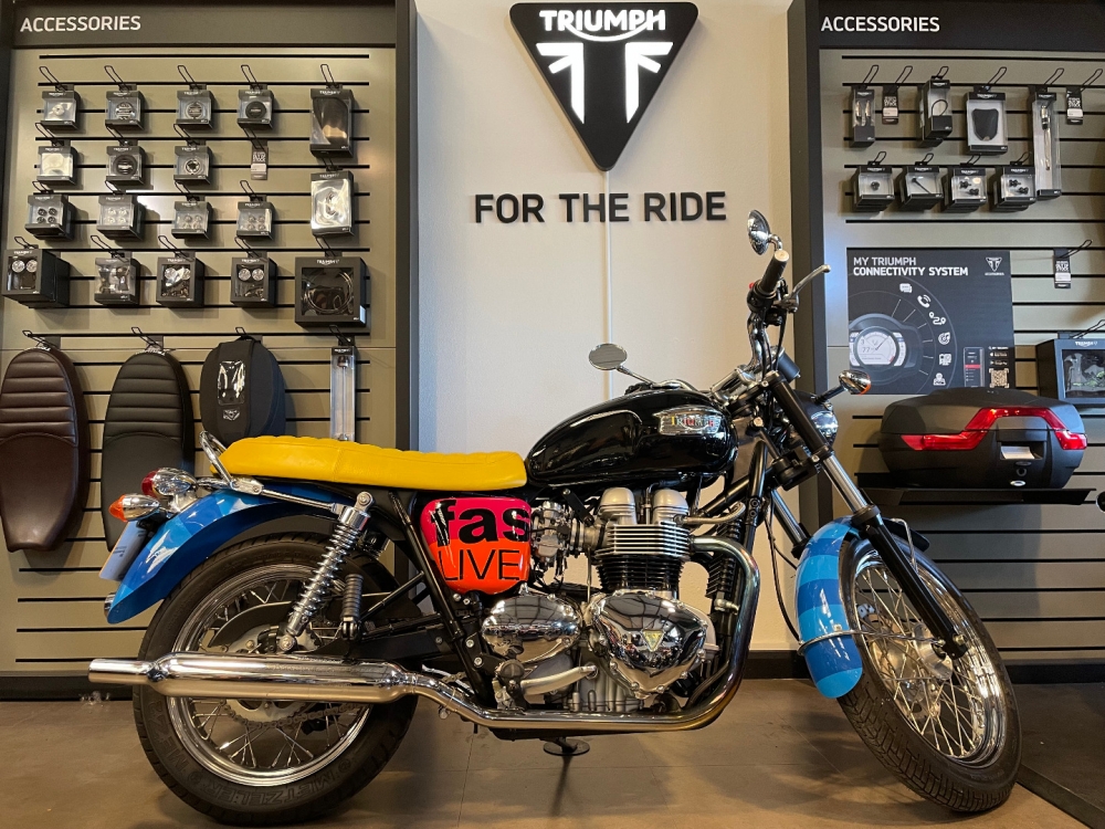 Triumph Retro BONNEVILLE T100 for sale in South Bevan Triumph