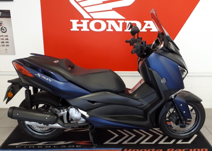 Yamaha XMAX 125