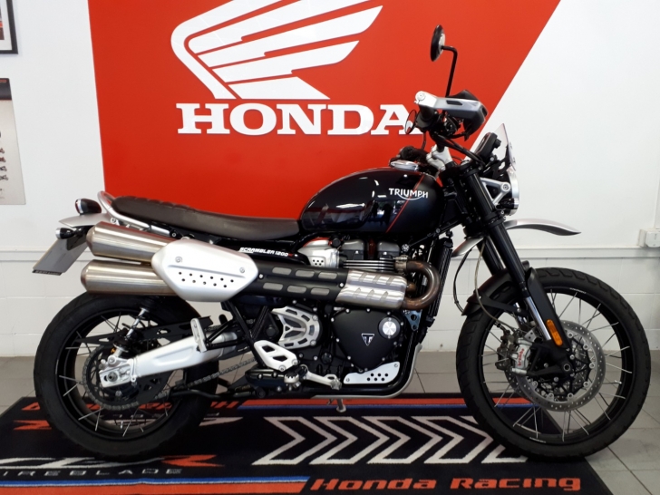 Triumph Scrambler 1200 XC