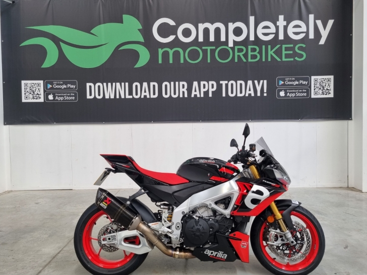Aprilia TUONO V4 1100 FACTORY