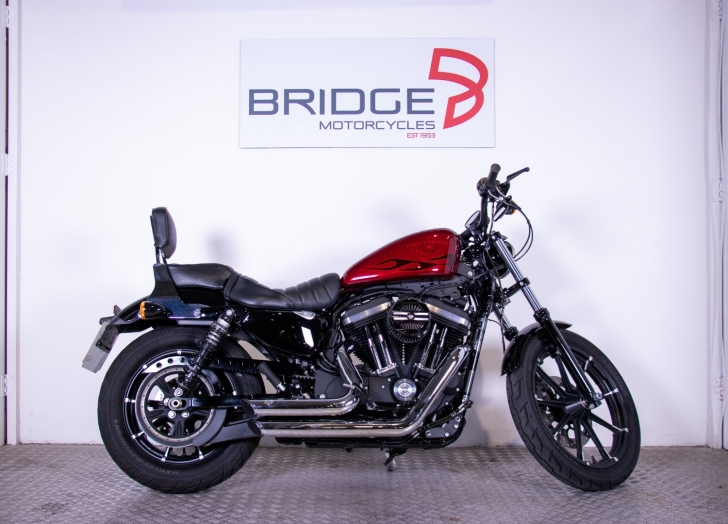 Harley-Davidson SPORTSTER XL883N IRON