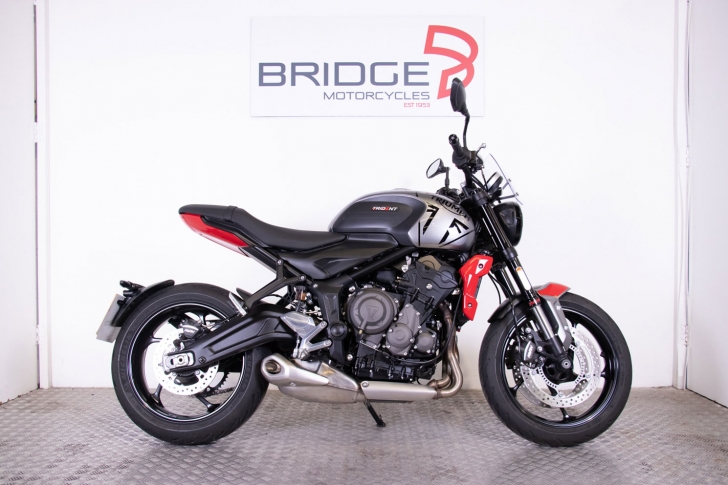 Triumph TRIDENT 660