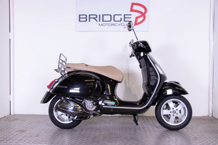 Piaggio VESPA GTS300