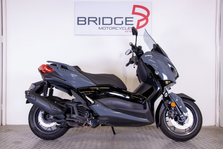 Yamaha XMAX 125