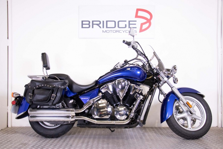 Honda VT1300CR STATELINE