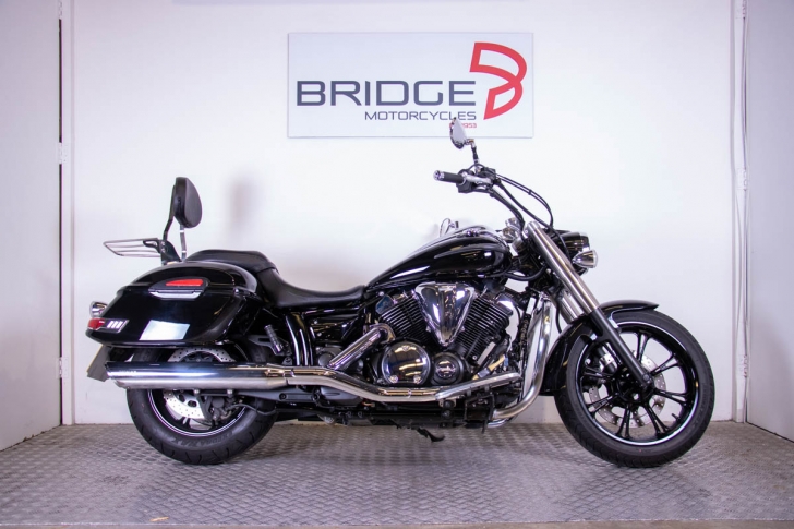 Yamaha XVS950A MIDNIGHT STAR