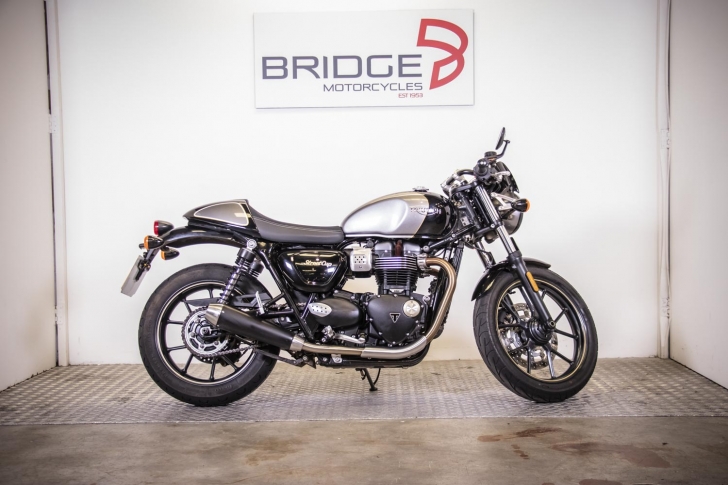 Triumph STREET CUP