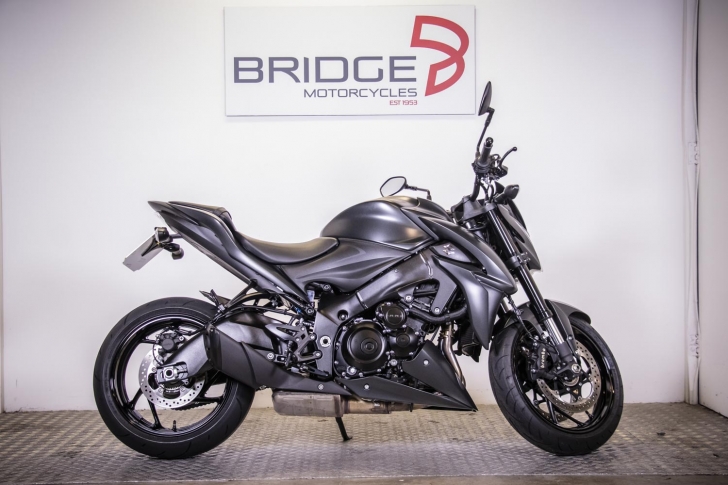 Suzuki GSX-S1000