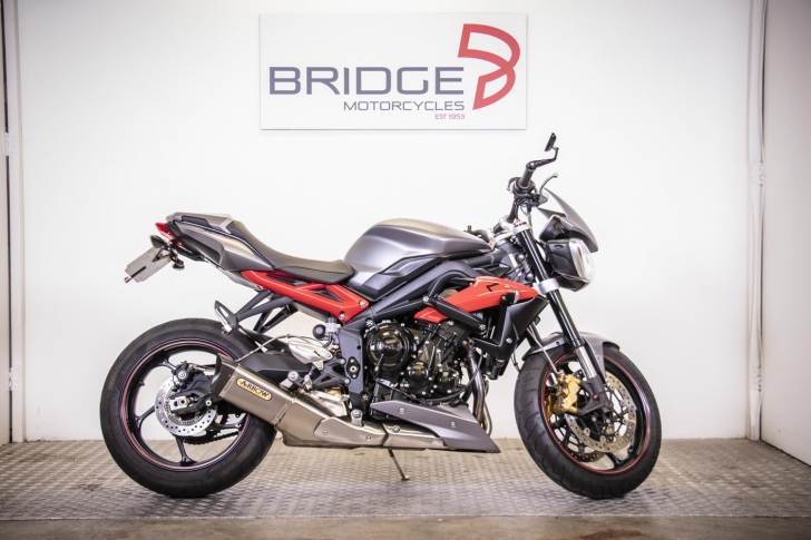Triumph Street Triple R
