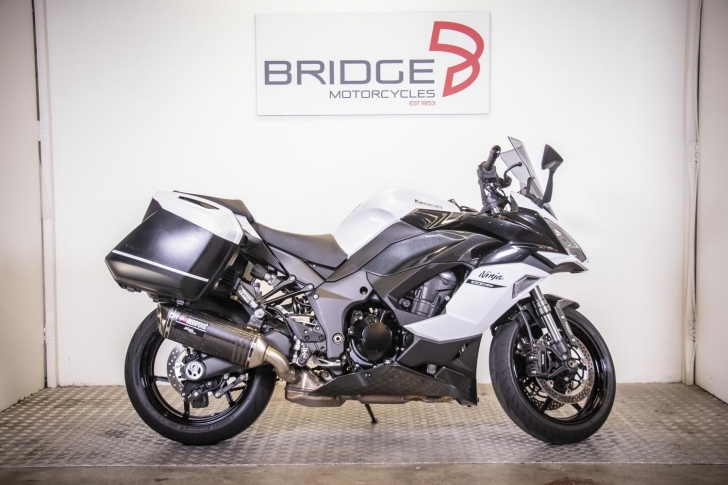 Kawasaki Z1000SX PERFORMANCE TOURER