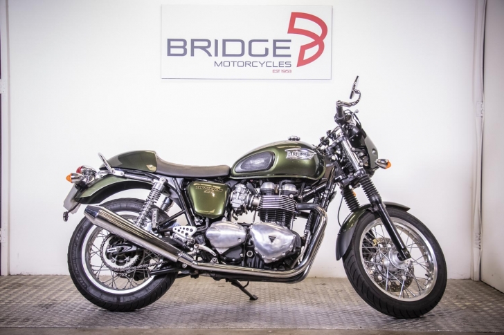 Triumph THRUXTON