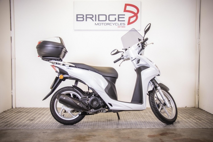 Honda VISION 110