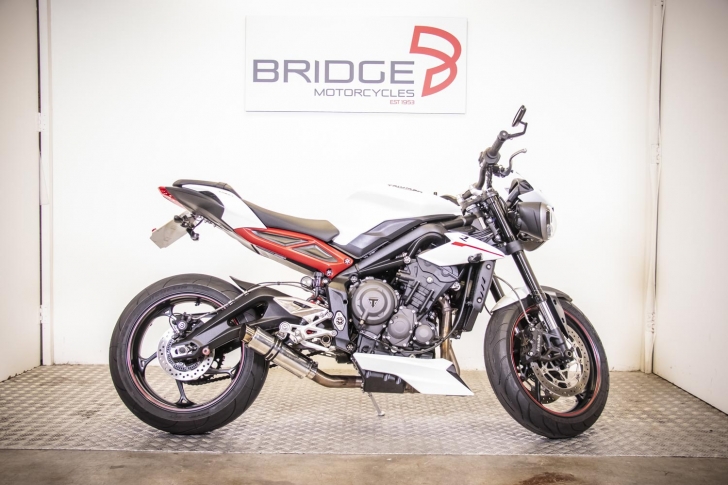 Triumph Street Triple R