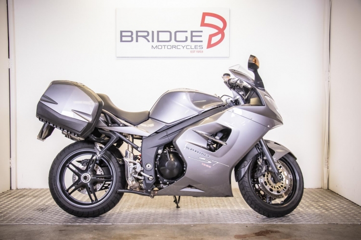Triumph SPRINT ST 1050