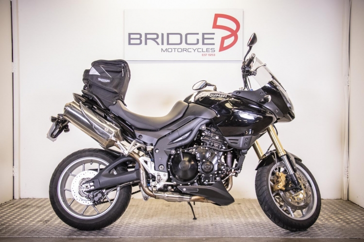 Triumph TIGER 1050