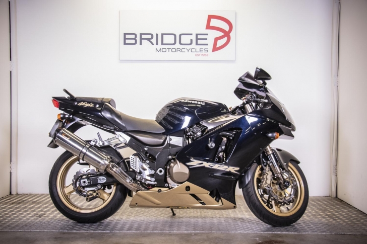 Kawasaki ZX-12R
