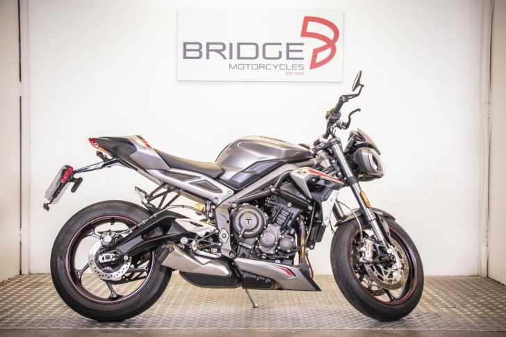 Triumph STREET TRIPLE 765 RS