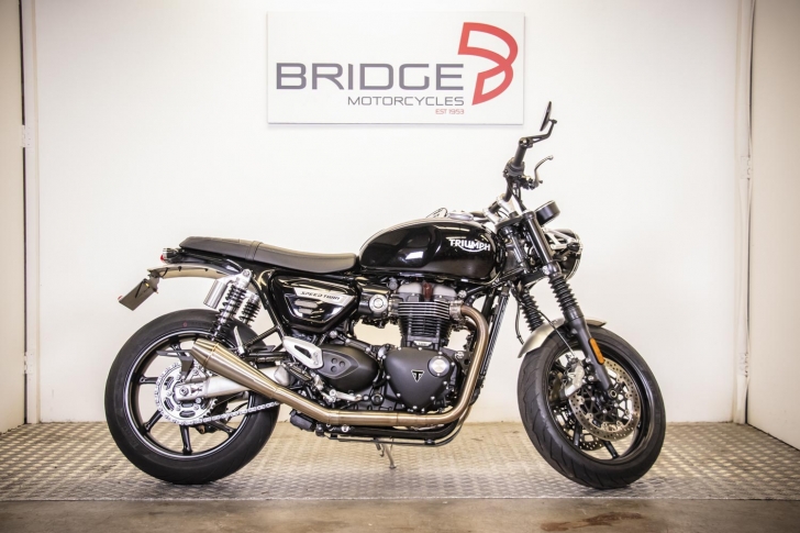 Triumph SPEED TWIN