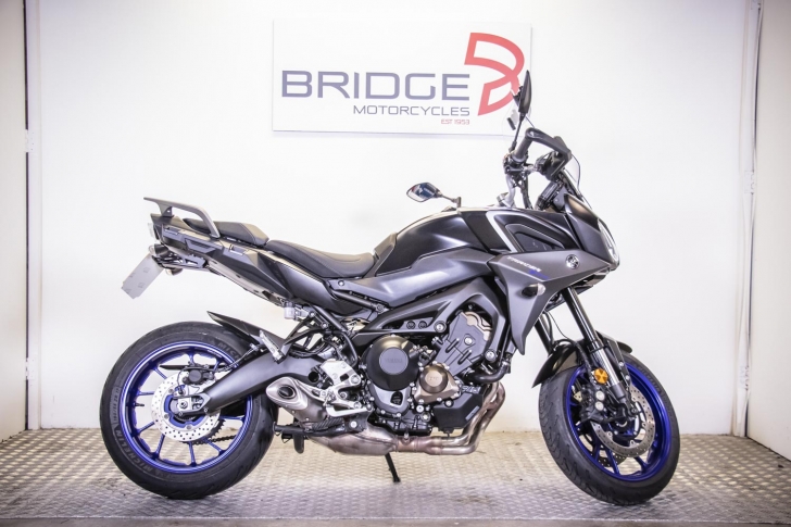 Yamaha TRACER 900