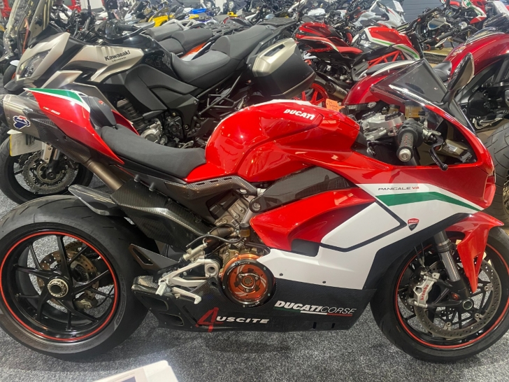 Honda UK collaborates with Nottingham Trent University to showcase motorcycles to students