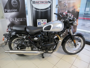 Benelli Imperiale 400 For Sale In Swindon Bike Treads Motorcycle Centre