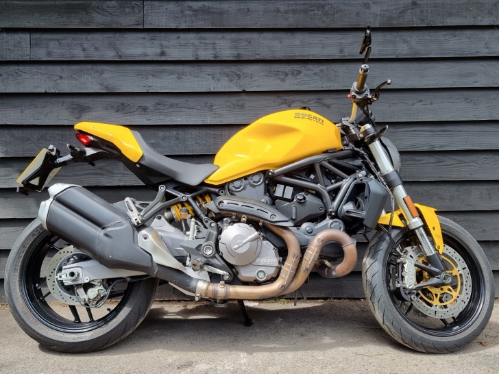 Ducati Monster 821