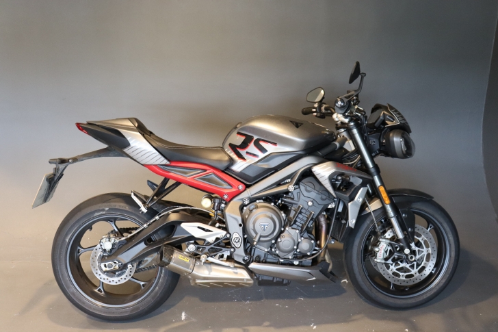 Triumph STREET TRIPLE 765 RS 