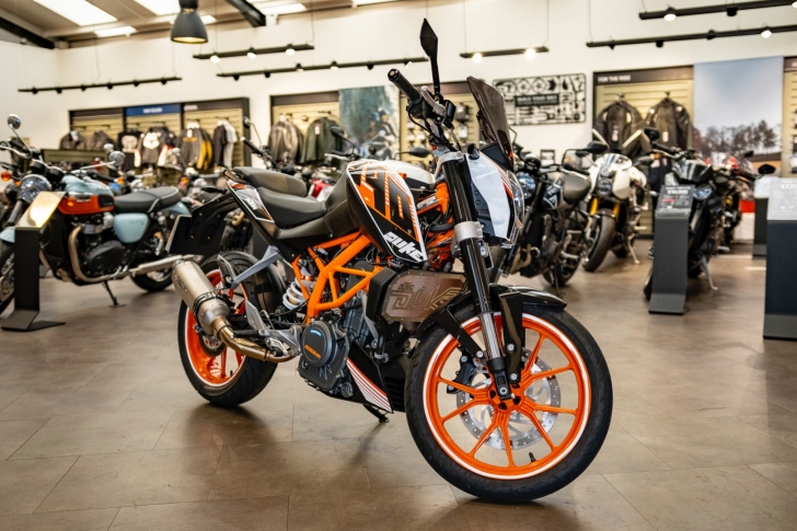 KTM 390 DUKE