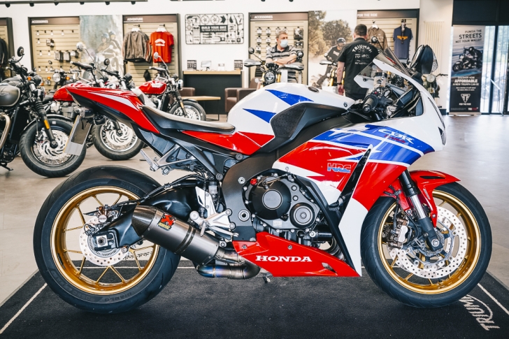 Honda CBR1000RR FIREBLADE